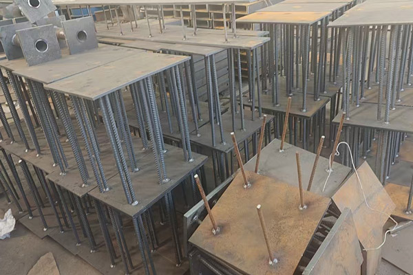 沈阳铺路钢板租赁：解析铺路钢板的多重应用场景